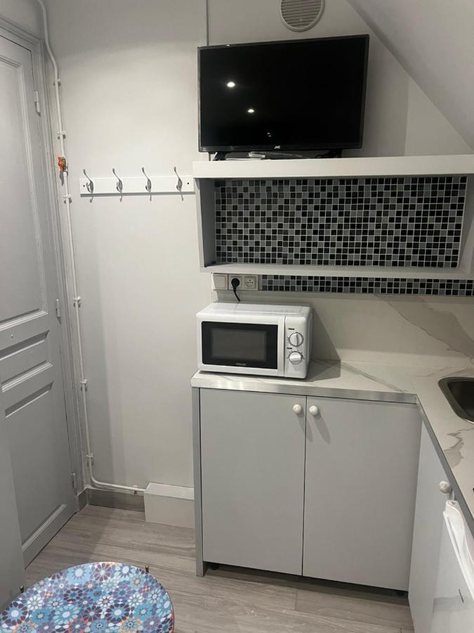 Sous Les Toits De Paris Trocadero Appartement Buitenkant foto